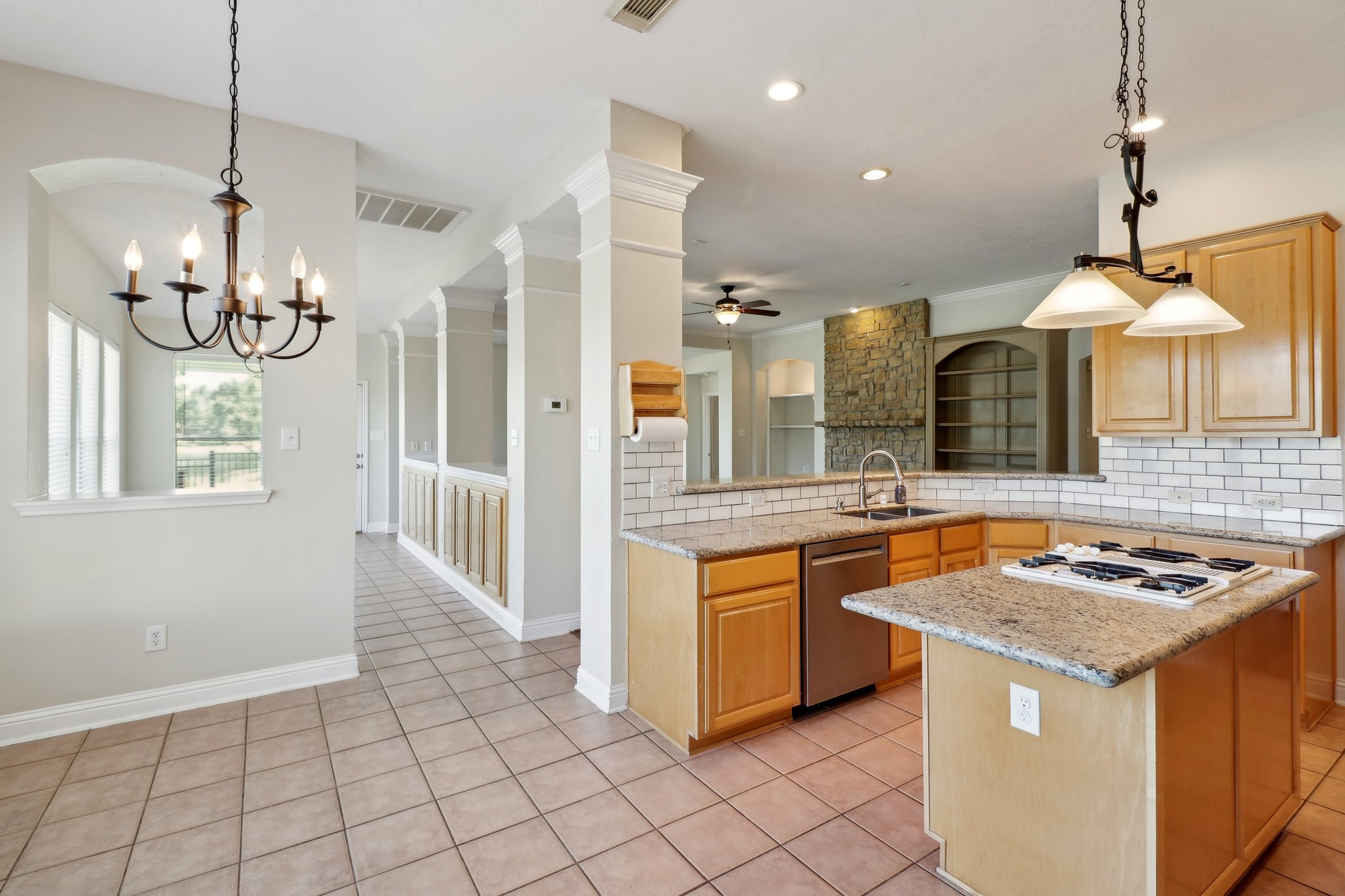 Silvermist Ln-0505-015.jpg