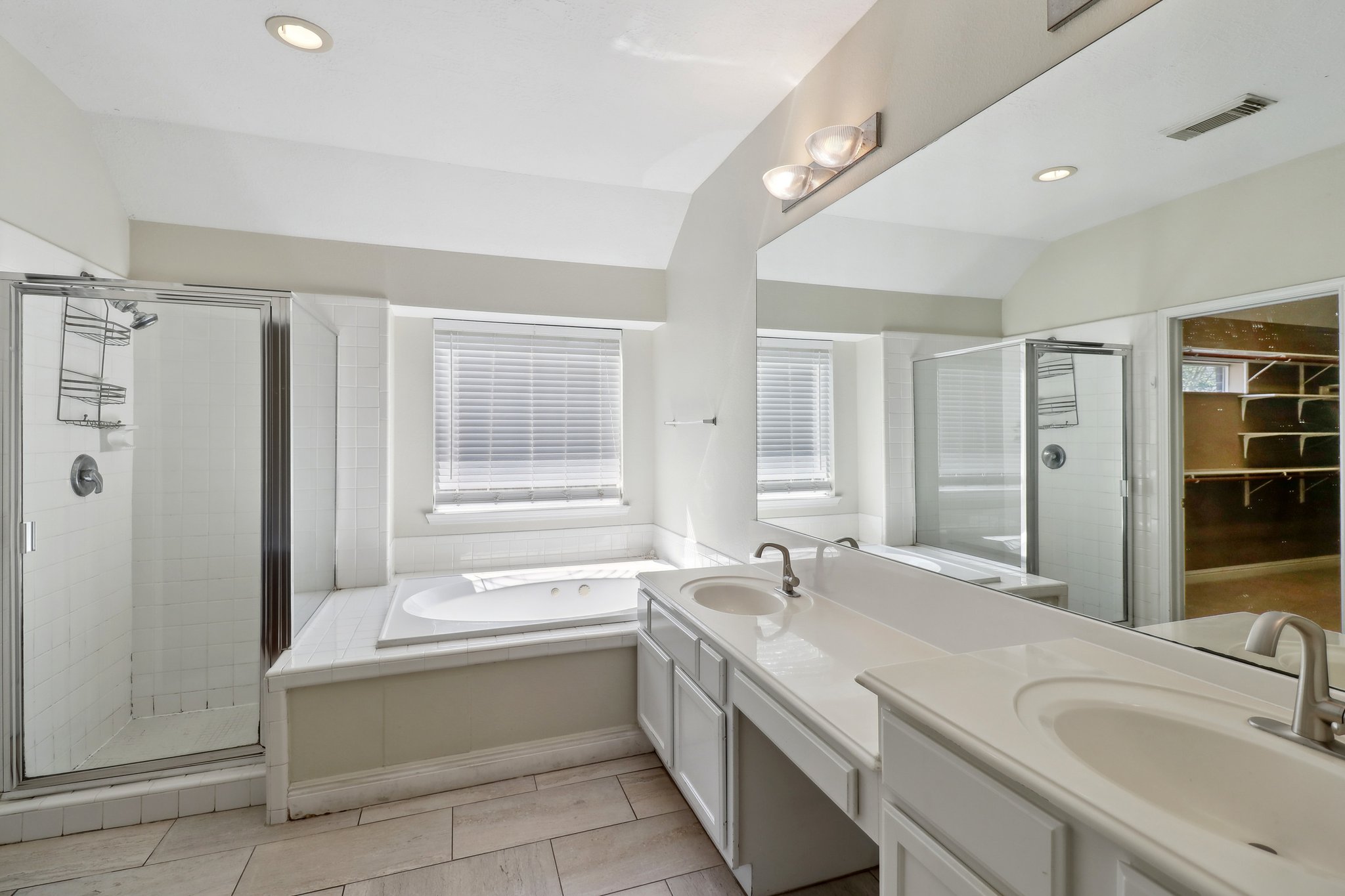 Silvermist Ln-0505-026.jpg