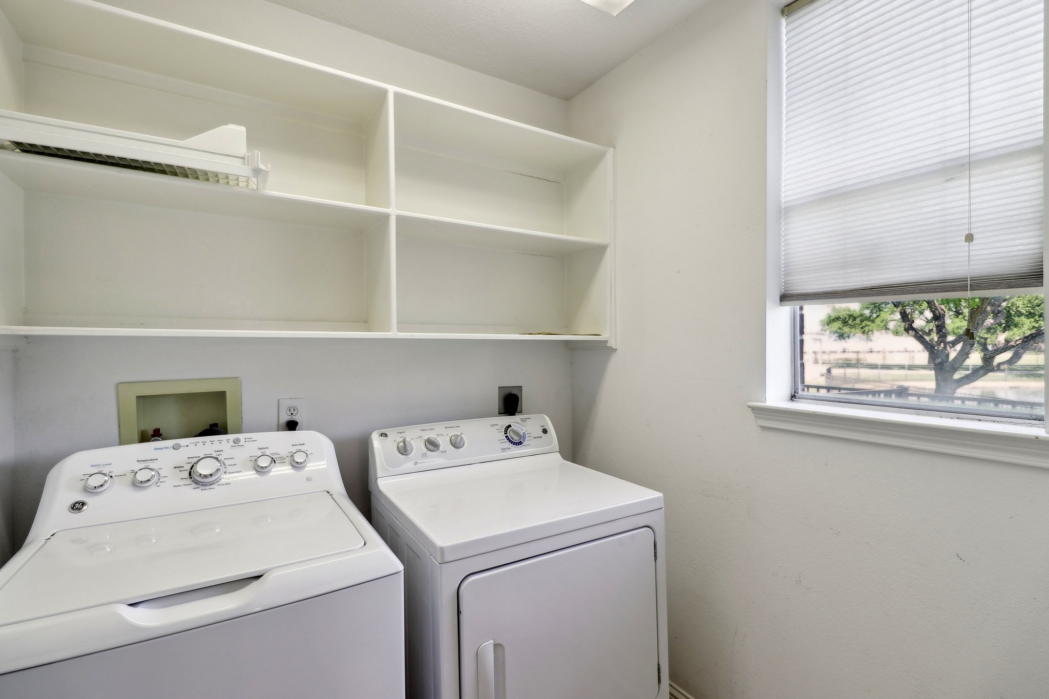 Silvermist Ln-0505-030.jpg