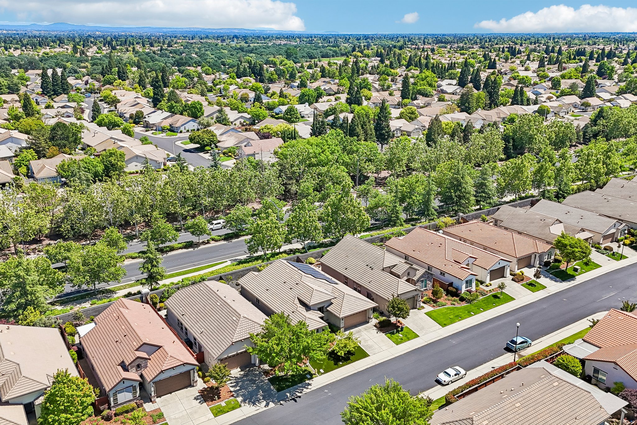 Coryton Ln-S2404-041.jpg