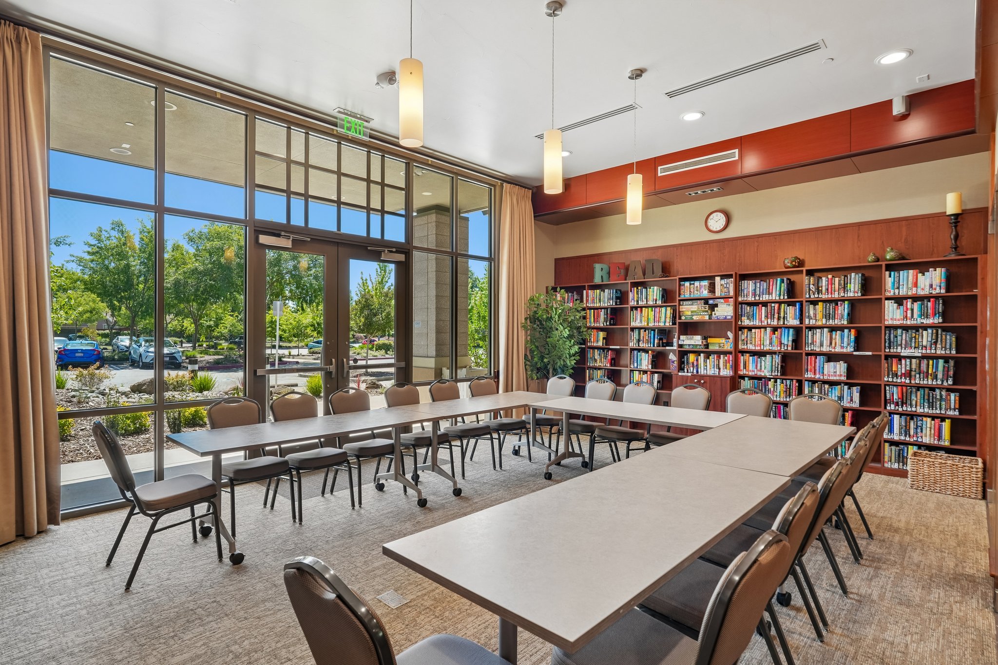 Coryton Ln-2404-906.jpg