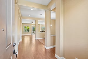 Coryton Ln-S2404-006.jpg