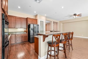 Coryton Ln-S2404-014.jpg