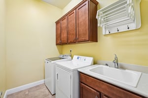 Coryton Ln-S2404-024.jpg