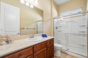 Coryton Ln-S2404-027.jpg