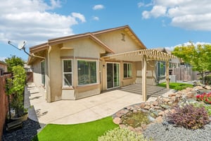 Coryton Ln-S2404-032.jpg