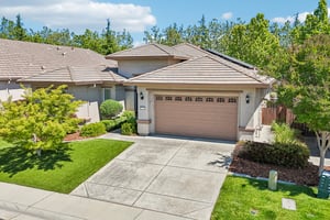 Coryton Ln-S2404-035.jpg