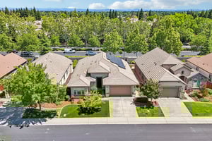 Coryton Ln-S2404-037.jpg