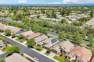 Coryton Ln-S2404-040.jpg