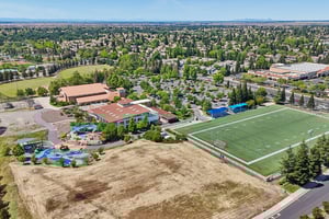 Coryton Ln-2404-913.jpg