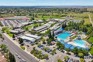 Coryton Ln-2404-914.jpg