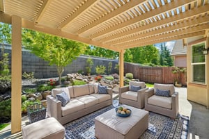 Coryton Ln-S2404-029 virtually staged.jpeg