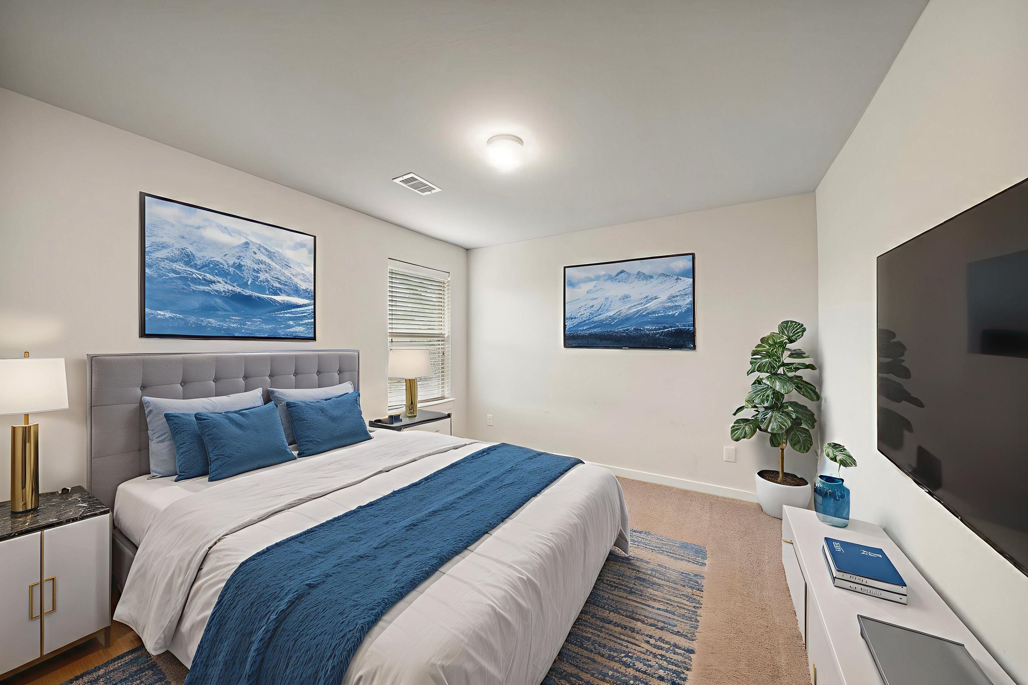 22419 Brass Bell Dr HDR-105 virtually staged.jpeg