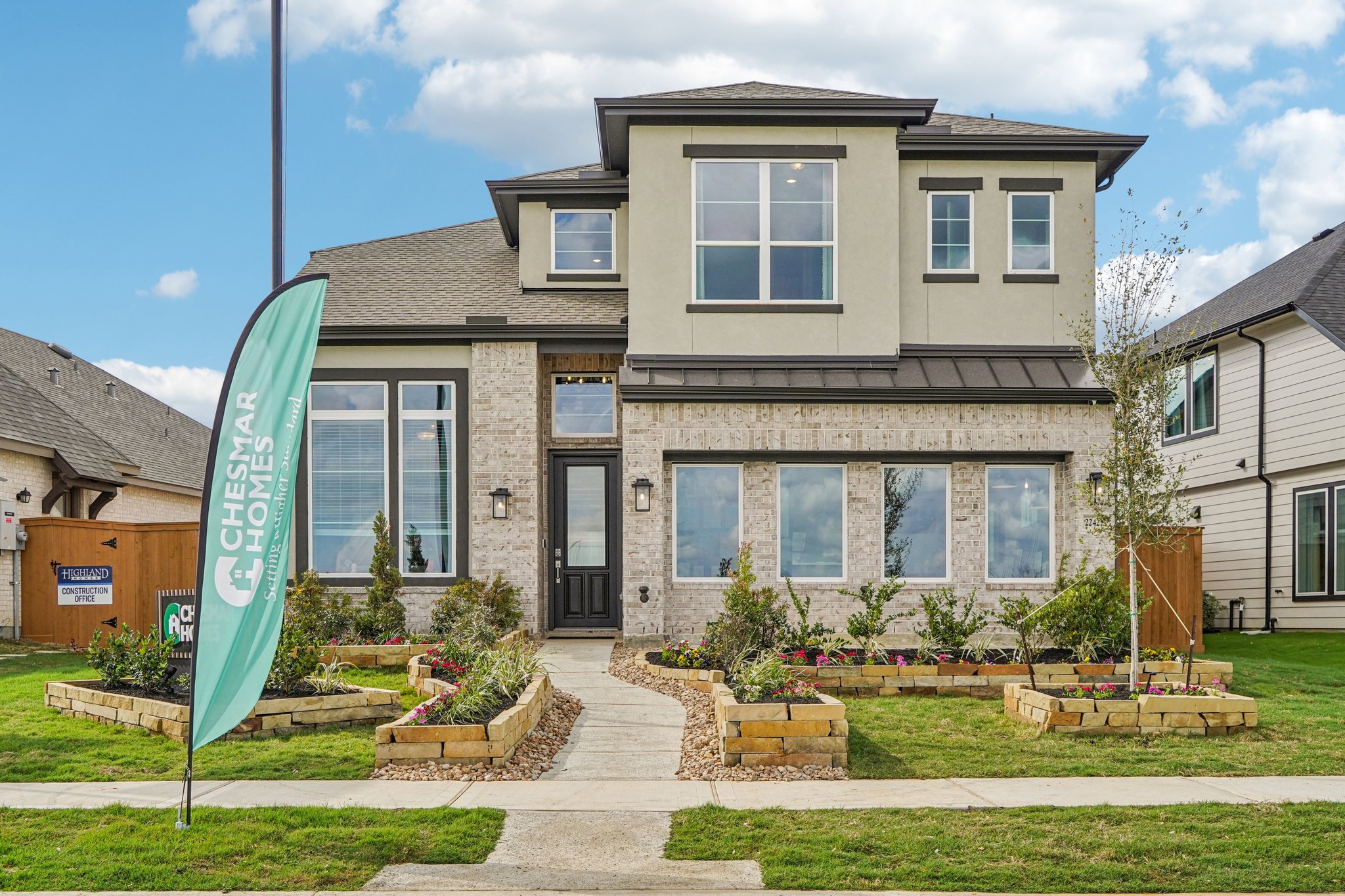 Sawyer Mountain Dr-S0603-002.jpg