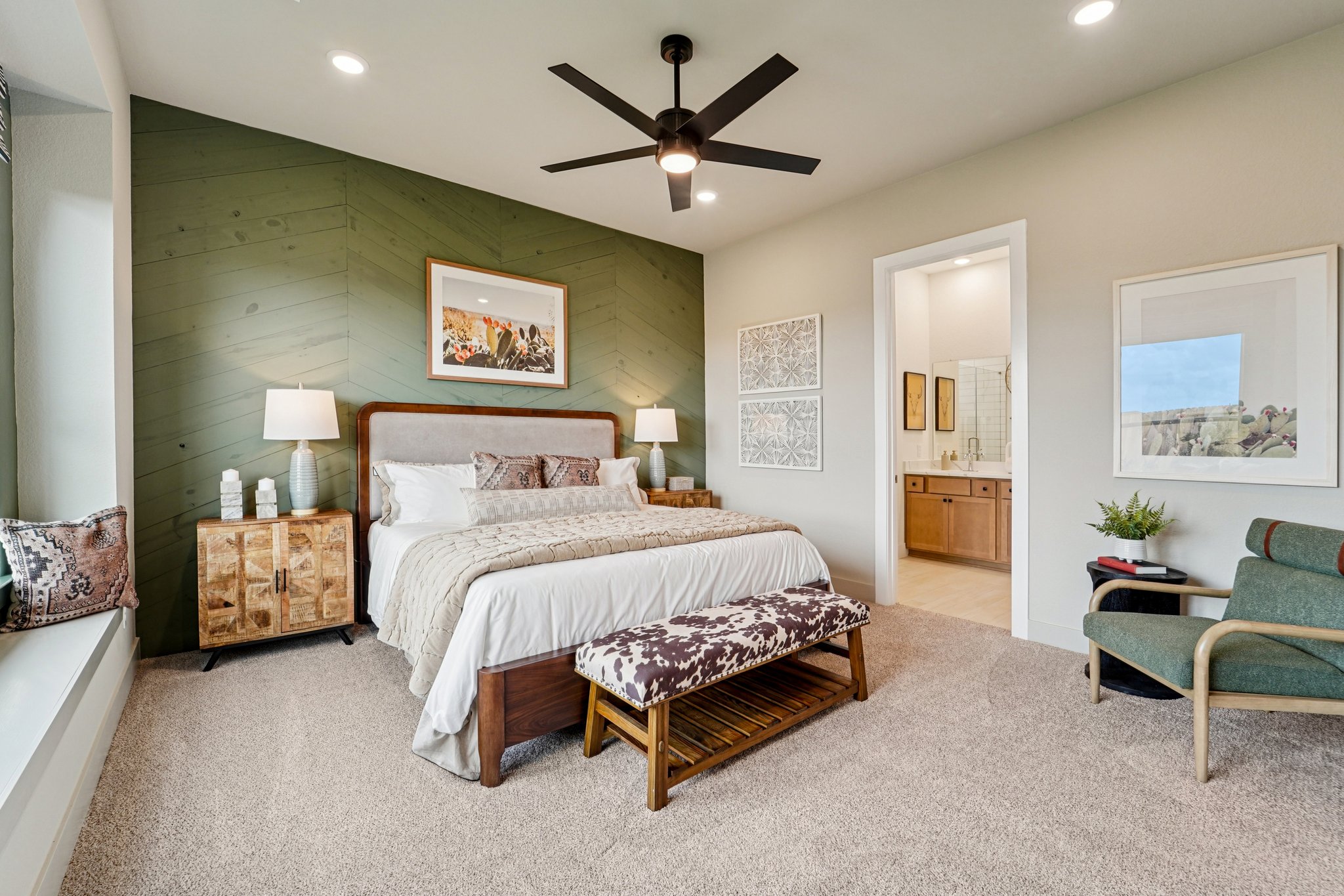 Sawyer Mountain Dr-S0603-018.jpg