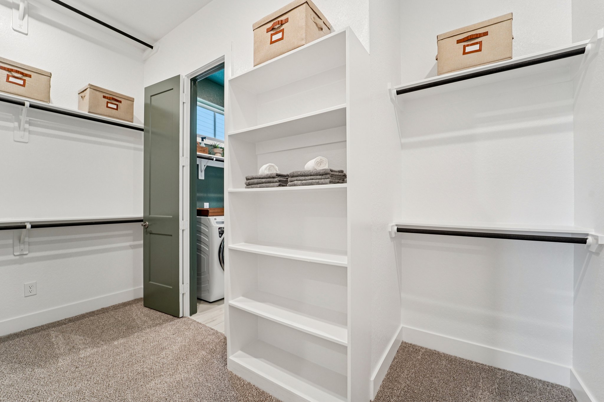 Sawyer Mountain Dr-S0603-022.jpg