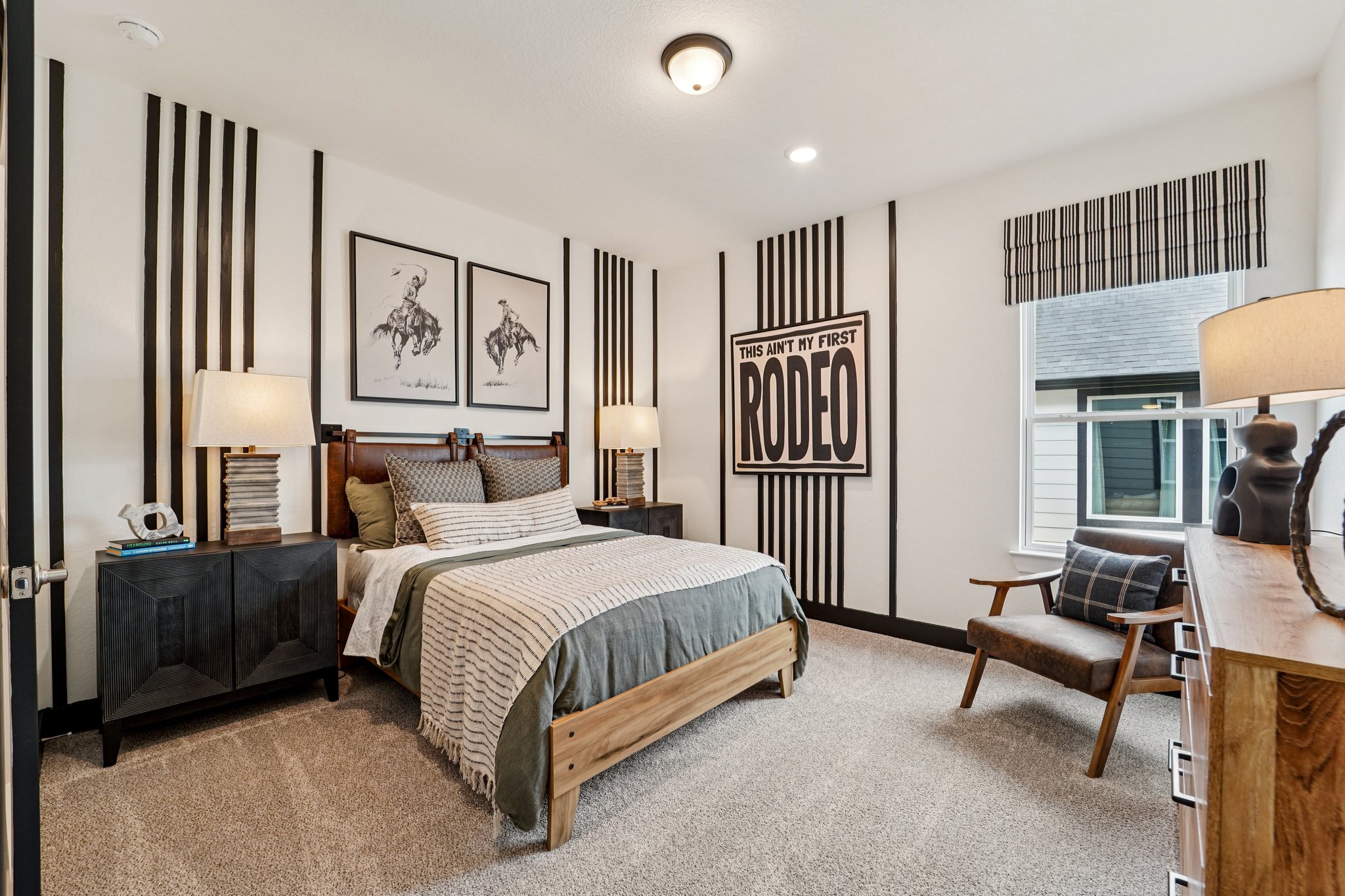 Sawyer Mountain Dr-S0603-035.jpg