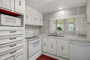 2243 Palazza Dr-13