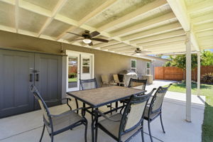  Photo 41