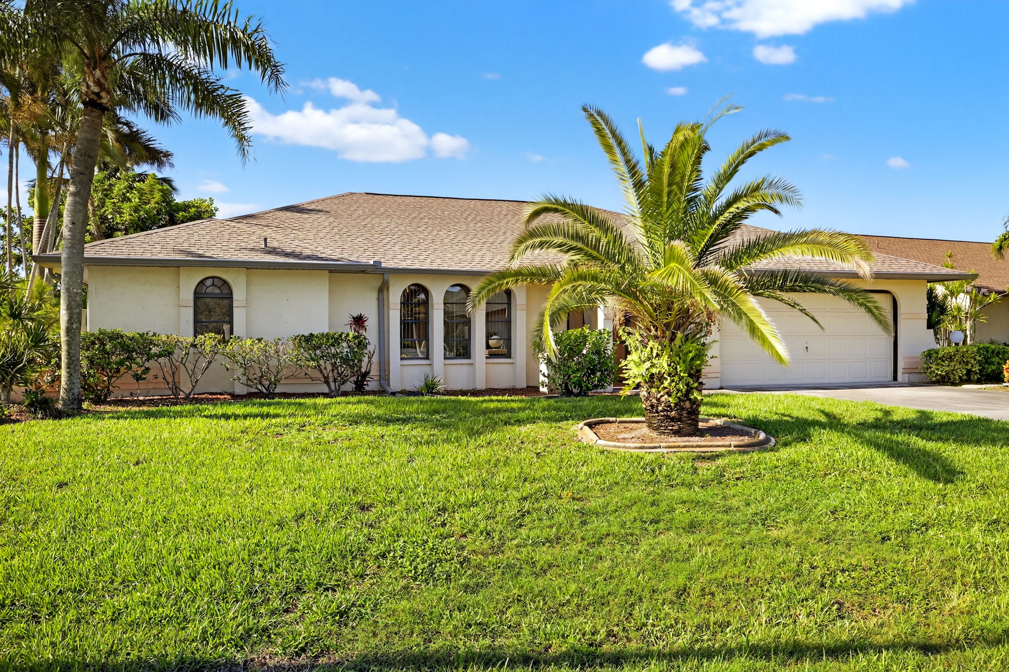 Front Exterior 2 of 2