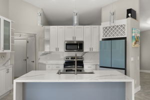 Breakfast Bar 3 of 3