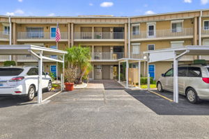 Carport steps to the elevator