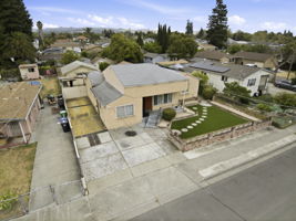  Photo 44
