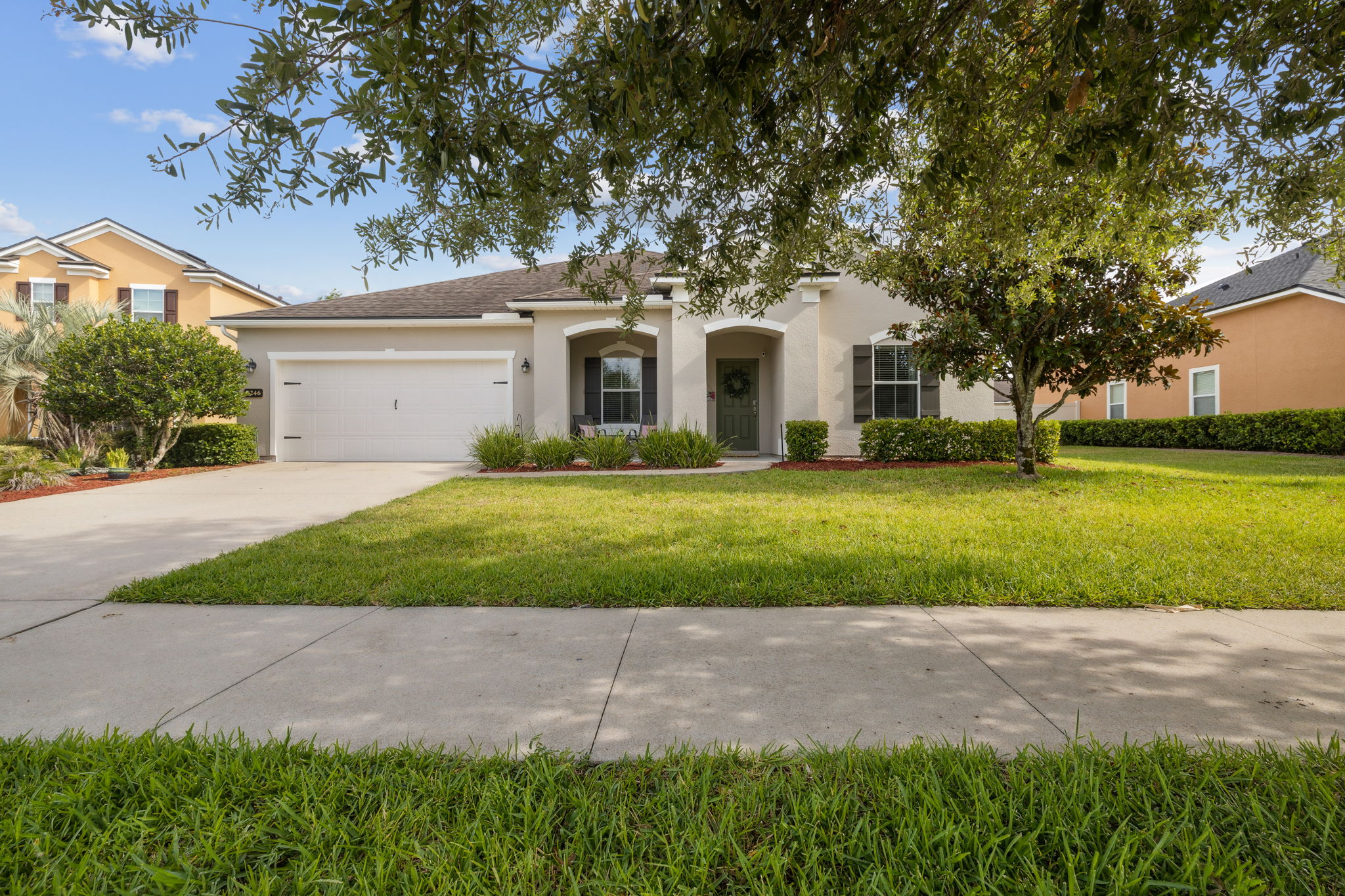 Welcome to 2246 Club Lake Dr