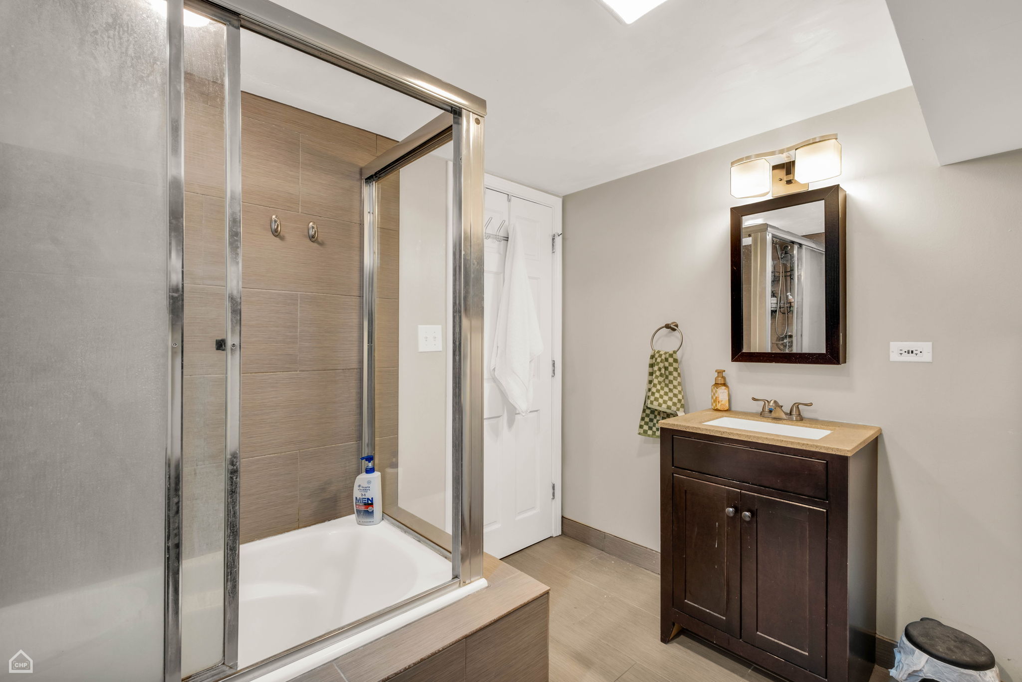 2246 W Palmer St - Unit 1_017