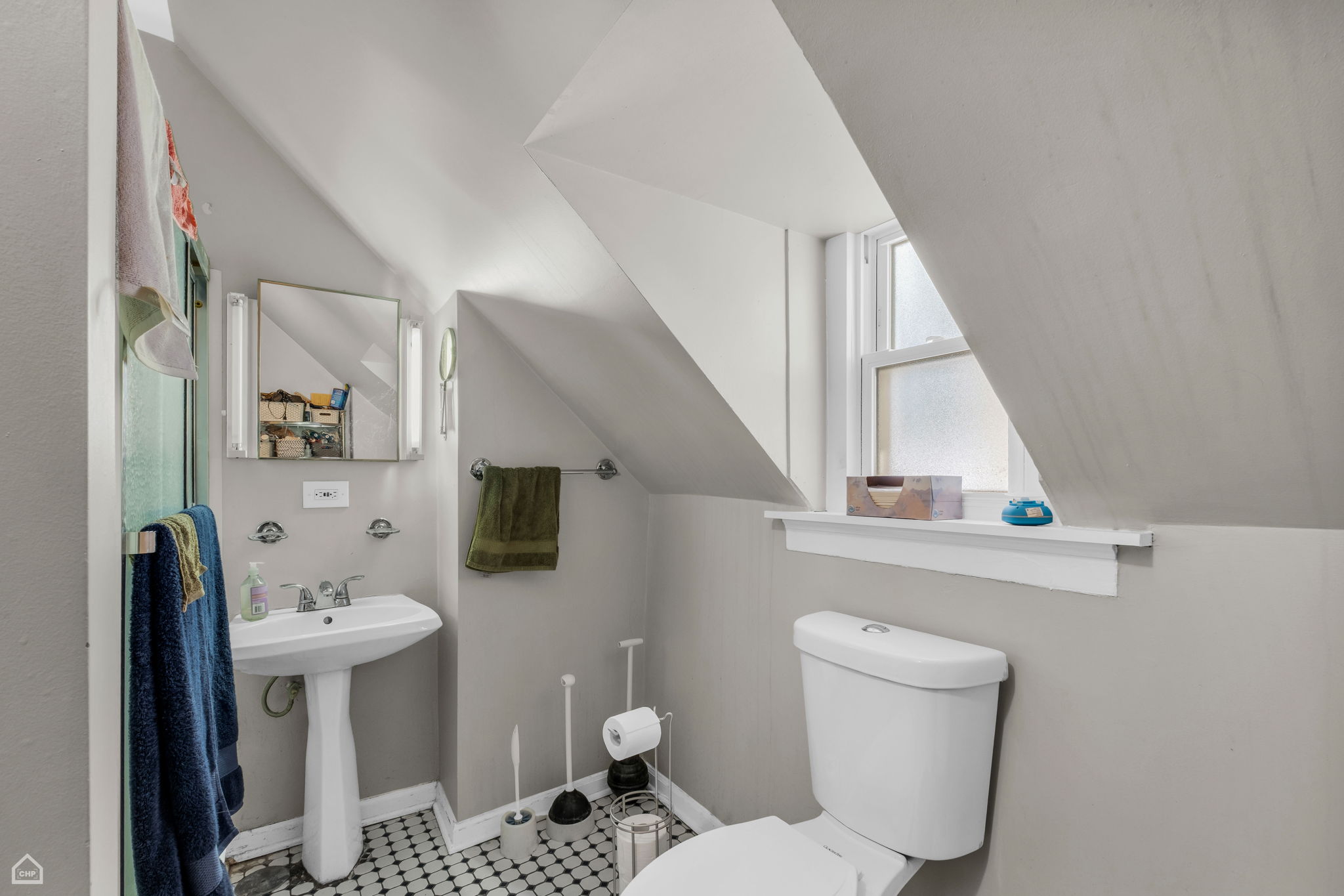2246 W Palmer St - Unit 3_008