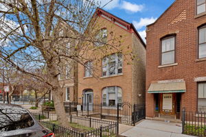 2246 W Palmer St - Exterior_001
