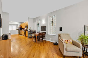 2246 W Palmer St - Unit 1_001
