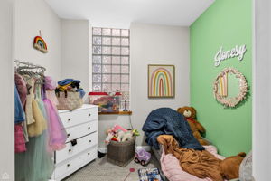 2246 W Palmer St - Unit 2_008