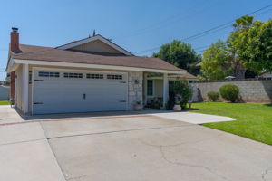  Photo 42