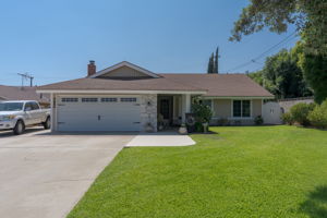  Photo 0