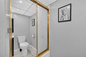  Photo 37