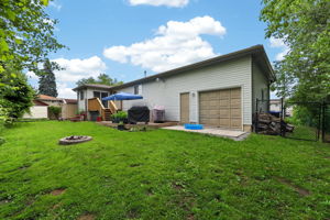  Photo 44