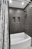  Photo 31