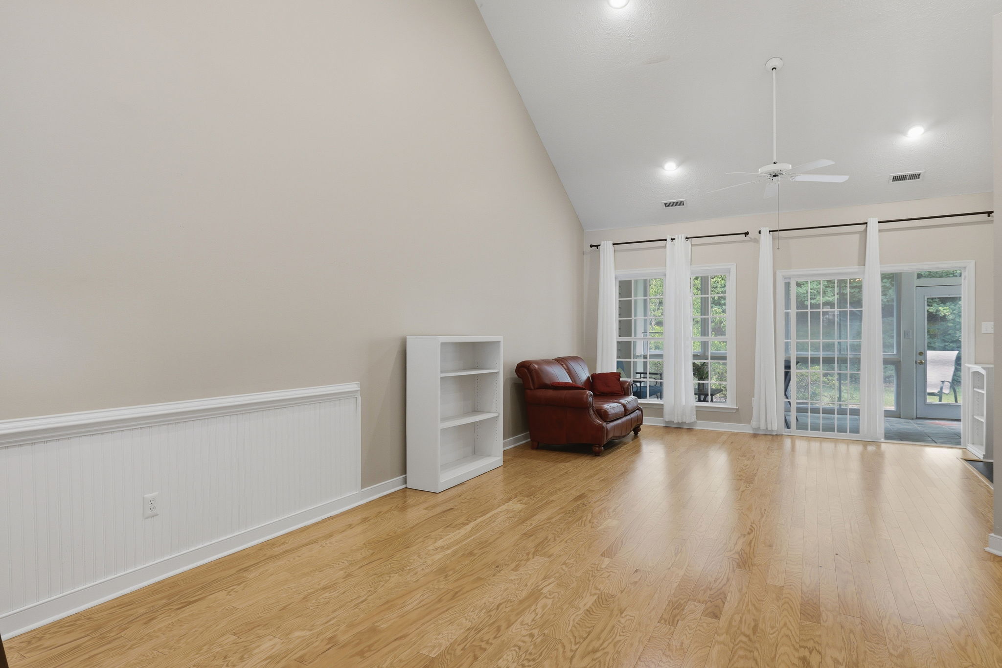 07-Living Room
