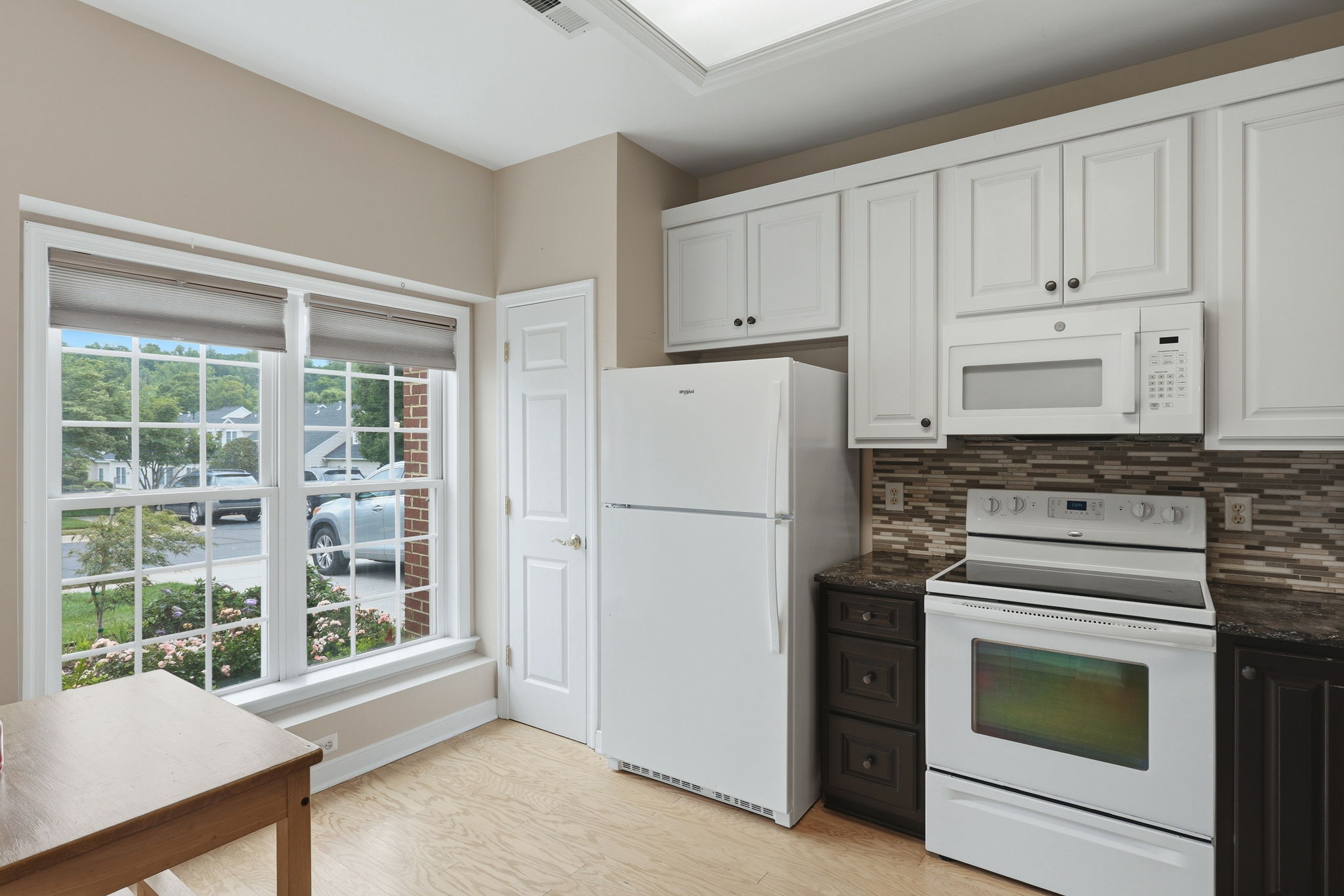 11-Kitchen