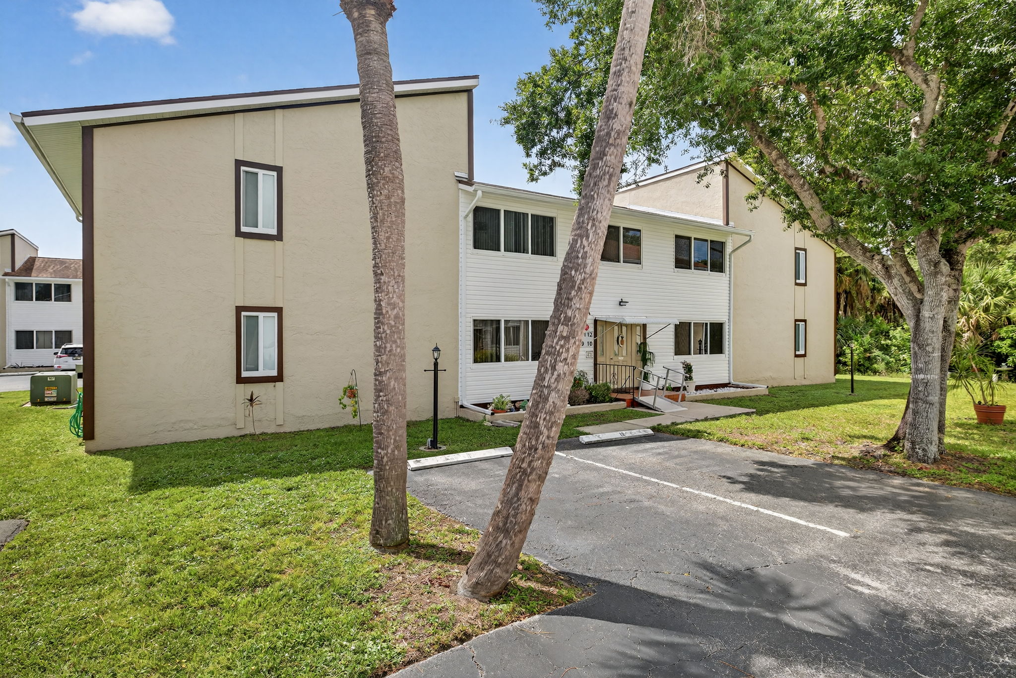 Front Exterior 2 of 2