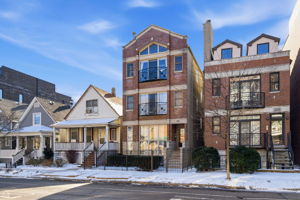 2249 W Foster Ave 3 - Brady Miller_CHP2026_002