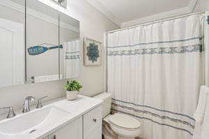 3rd St-S1608-024.jpg