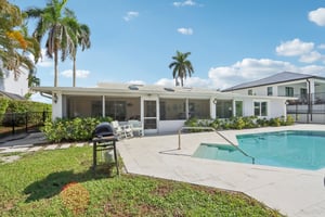 3rd St-S1608-037.jpg