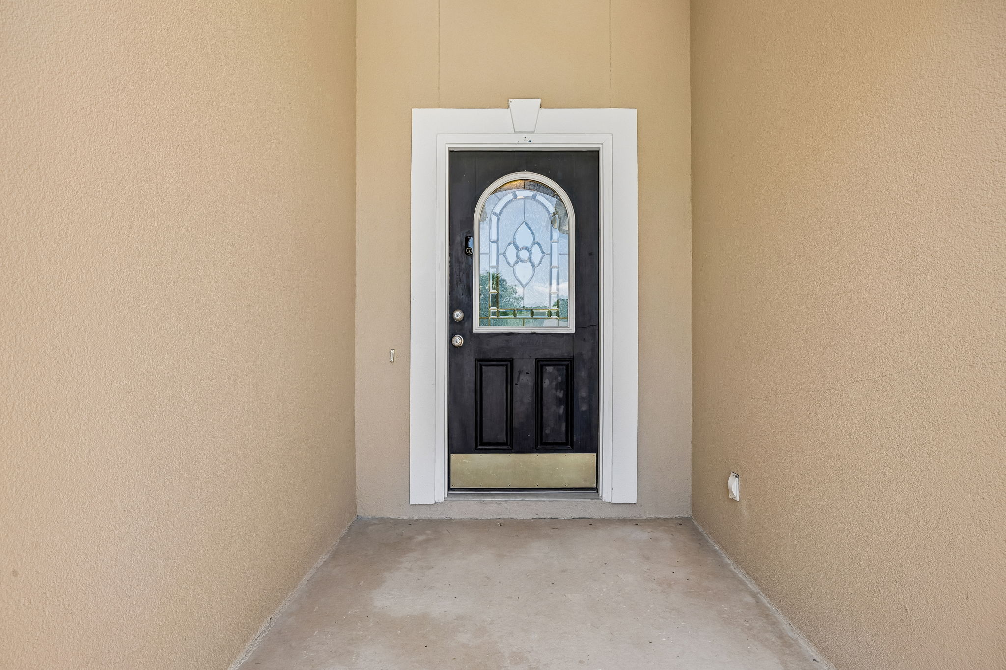 Front Entry Detail