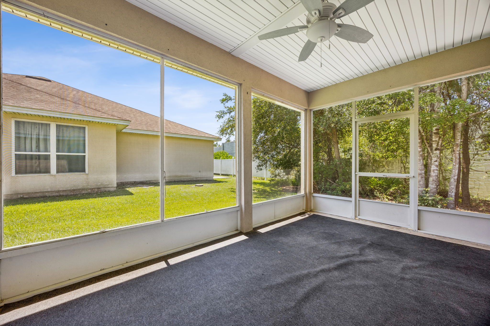 Screened-in Porch