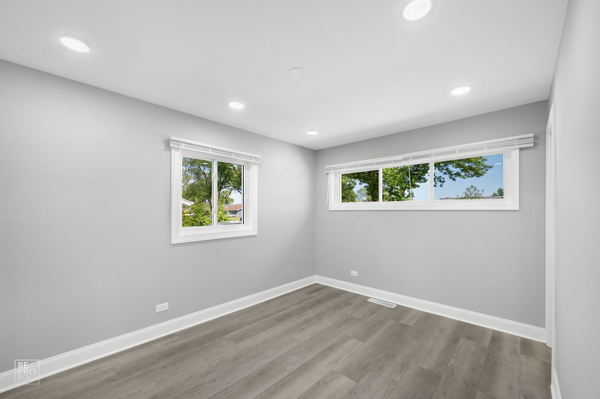 225 Bode Rd, Hoffman Estates, IL 60169_008
