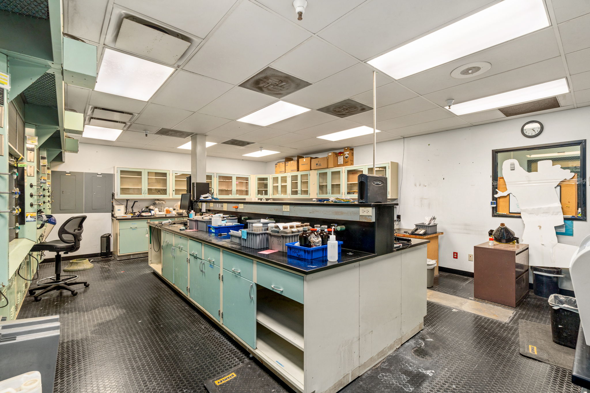 225 Commerce Dr, Fort Collins, CO 80524, USA Photo 14