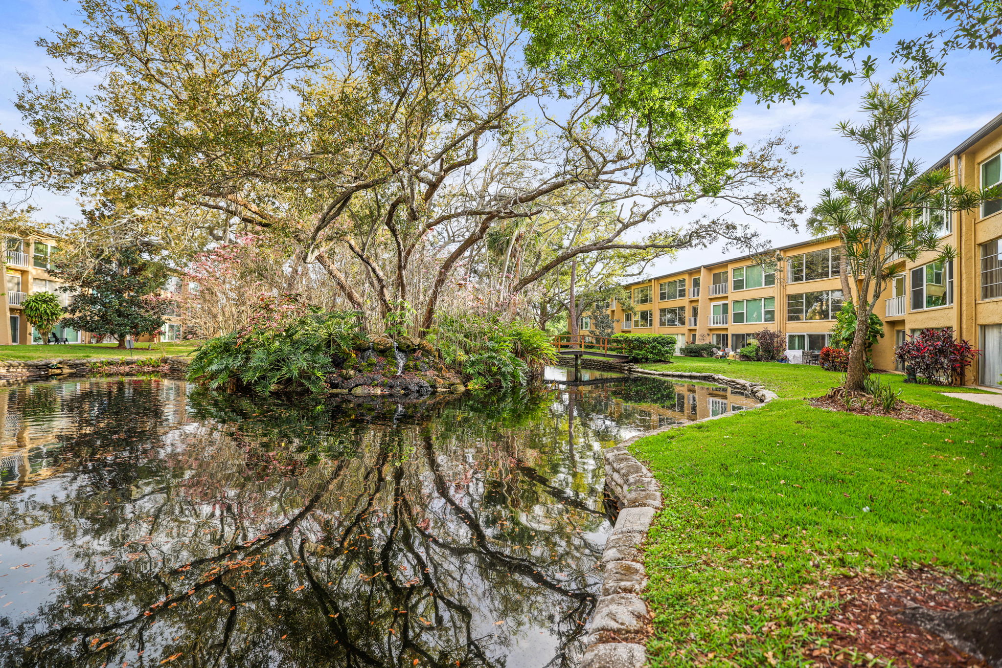 Community Back - 495A0509