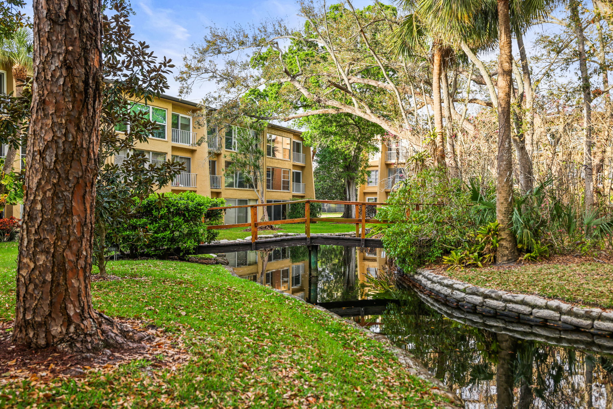 Community Back Lake - 495A0499